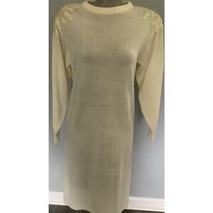 Carolina Colours Cream sweater dress size L